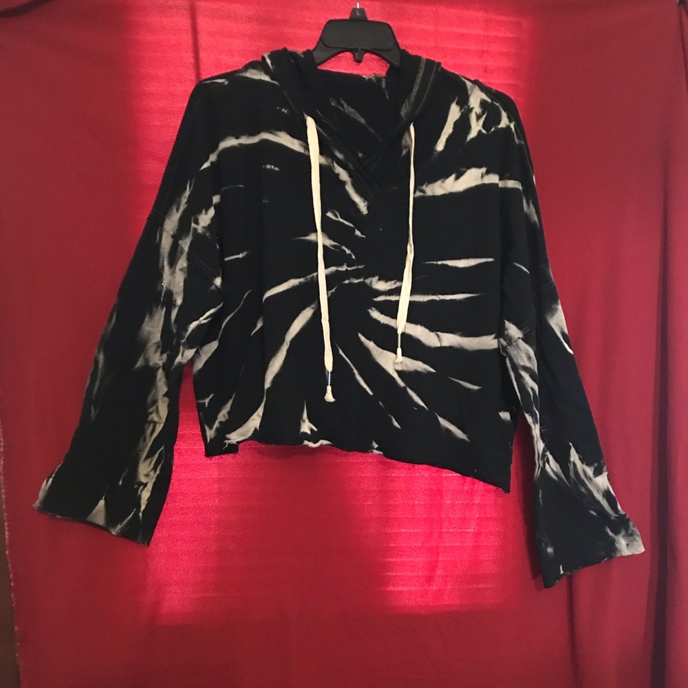ROI tie dye sweat shirt/size Large /cross posted